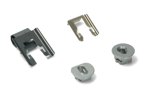 סט 2 תופסנים למסילה צדדית לתנור אפייה Bosch / Siemens – מקורי OEM | 00626210